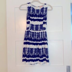 Beautiful navy and white dress!